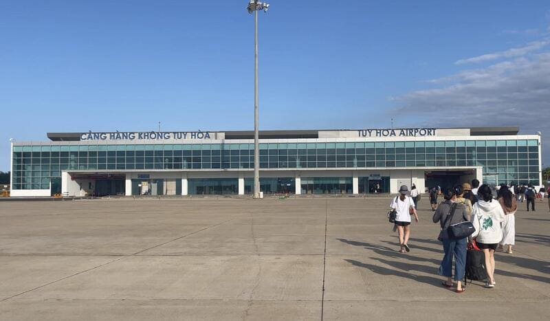 Tuy Hoa Airport provides basic yet comfortable facilities with essential services